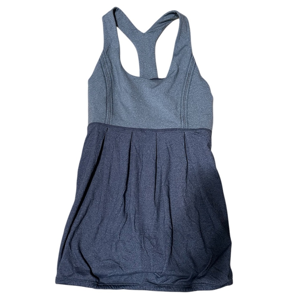 Lululemon racer back tank with built in bra